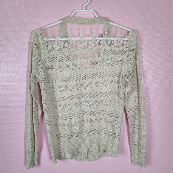 Vintage Knit and Lace Grandma Cardigan - Picture 2 of 4